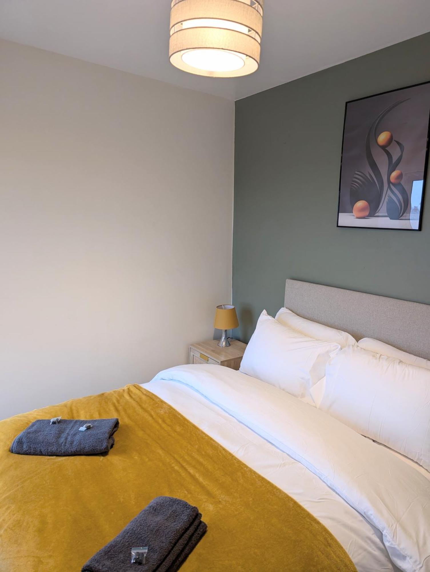 Blok 3 -Jacuzzi Suites, Apartment & Ensuite Rooms Blackpool Extérieur photo